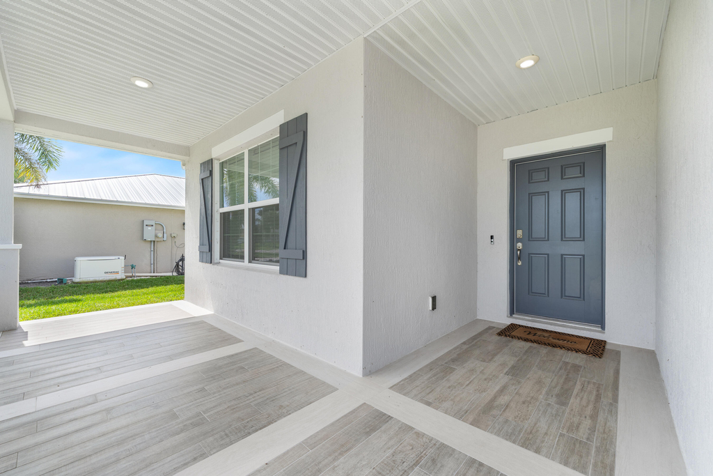 1862 Se Camilo Street - Photo 4