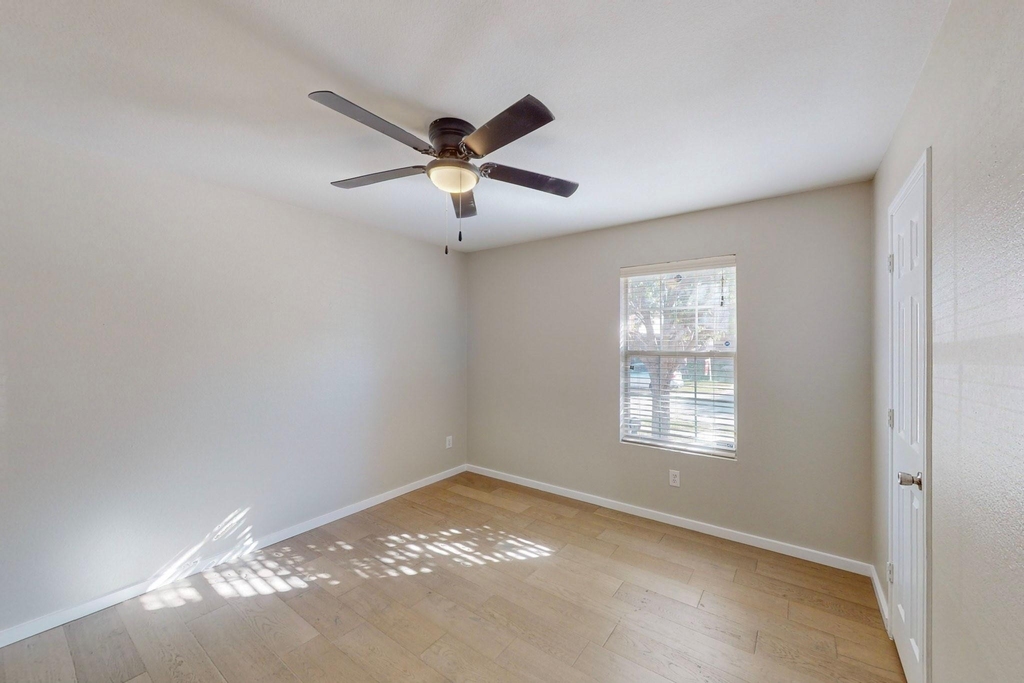 1449 Waterford Drive - Photo 19