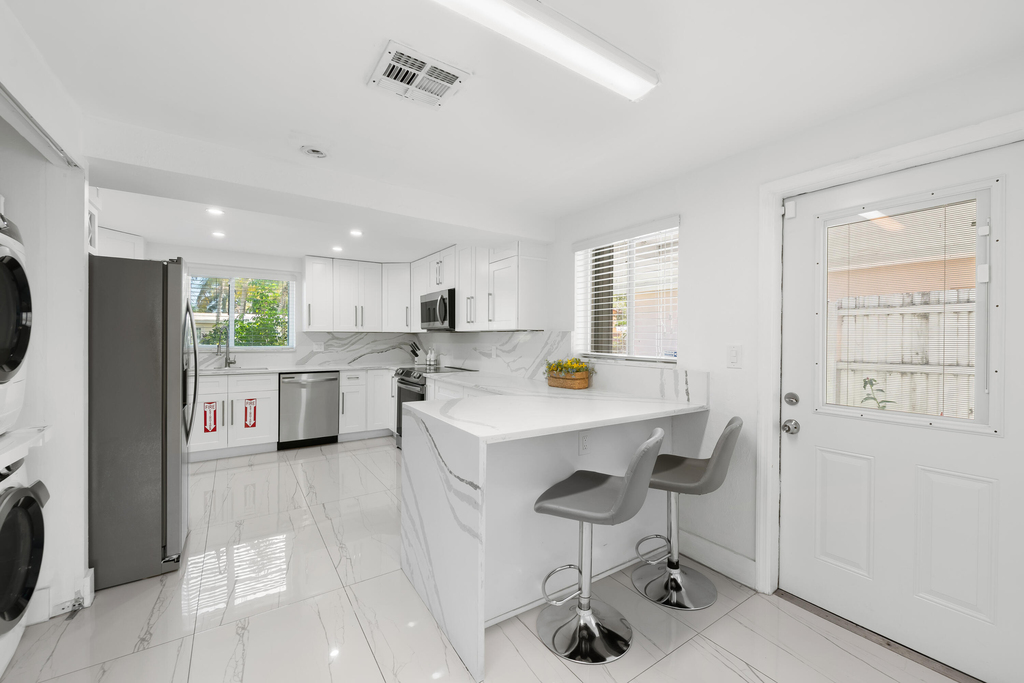 2531 Key Largo Lane - Photo 8