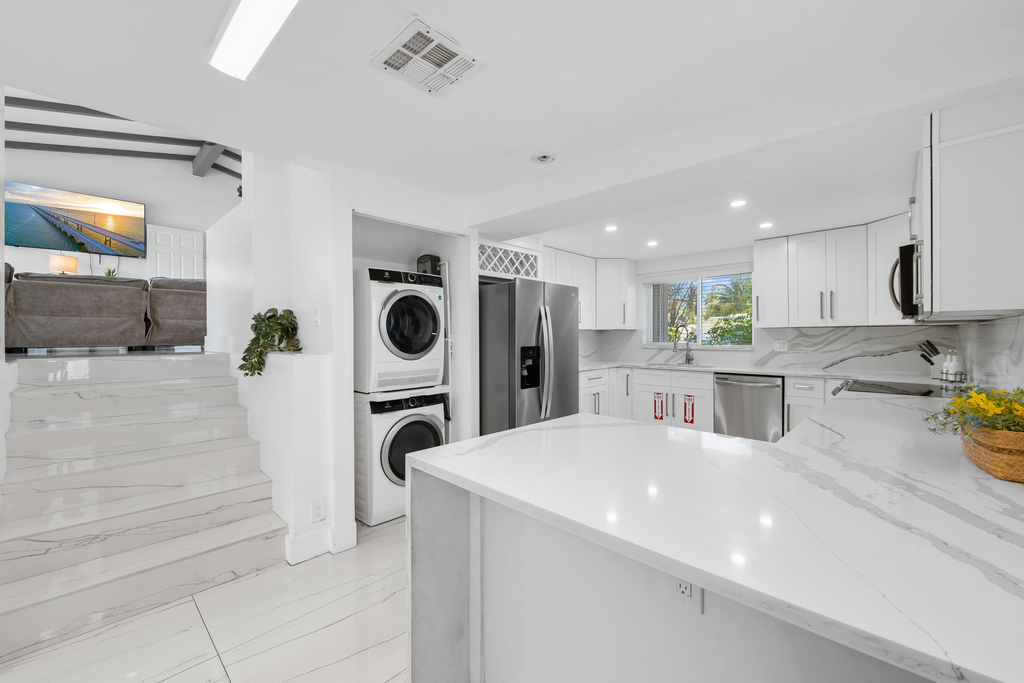 2531 Key Largo Lane - Photo 9