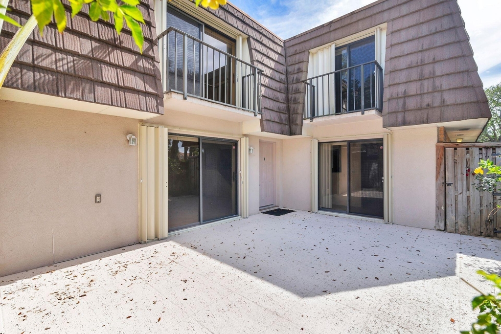 1419 14th Court - Photo 4