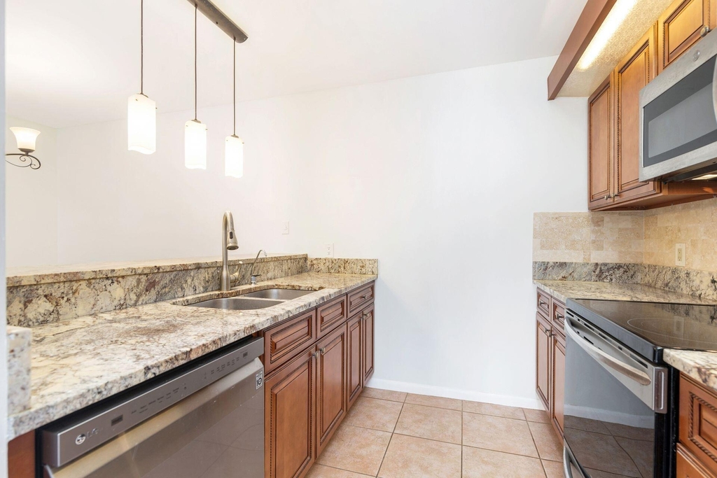 1419 14th Court - Photo 12