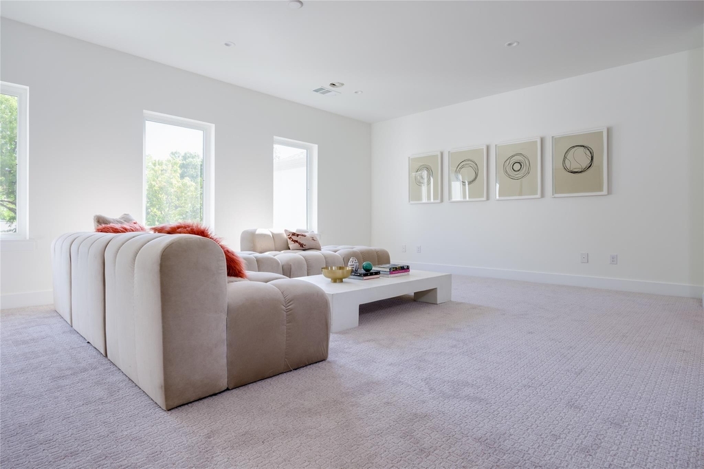 9315 Lenel Place - Photo 17