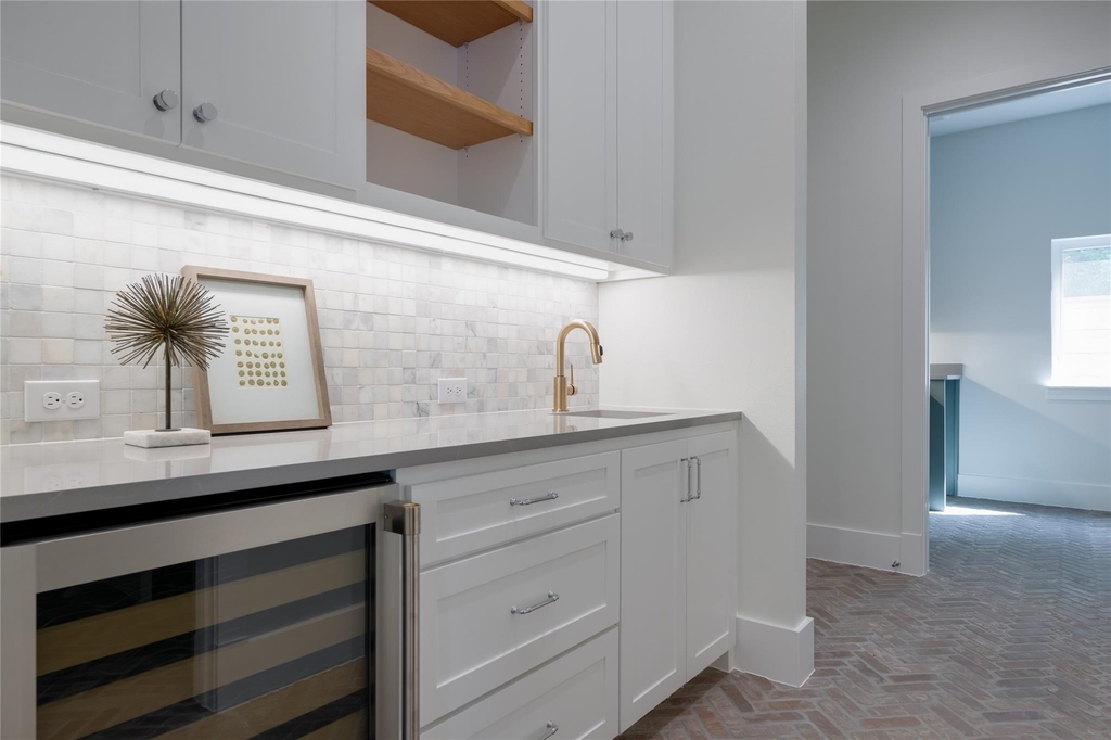 9315 Lenel Place - Photo 21