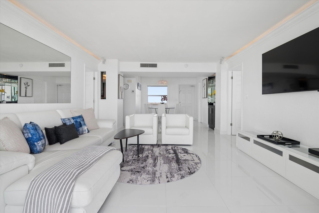 333 Ne 21st Avenue - Photo 3