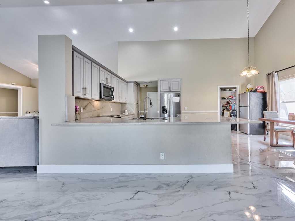 786 Nw 164th Avenue - Photo 25