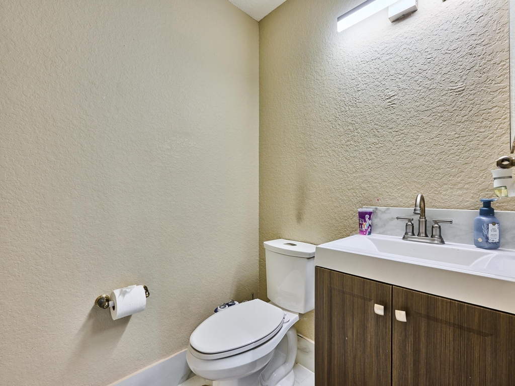 786 Nw 164th Avenue - Photo 15