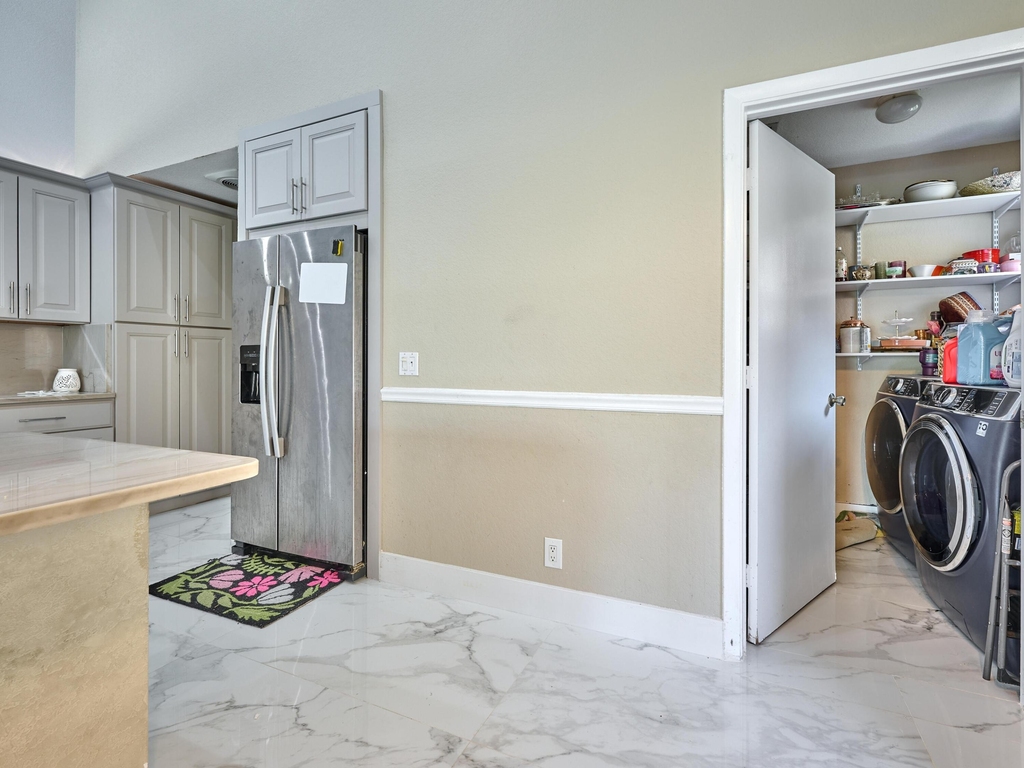 786 Nw 164th Avenue - Photo 23