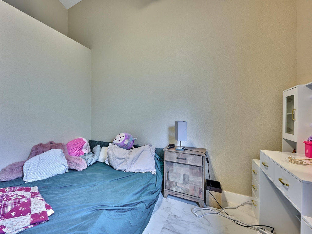 786 Nw 164th Avenue - Photo 38