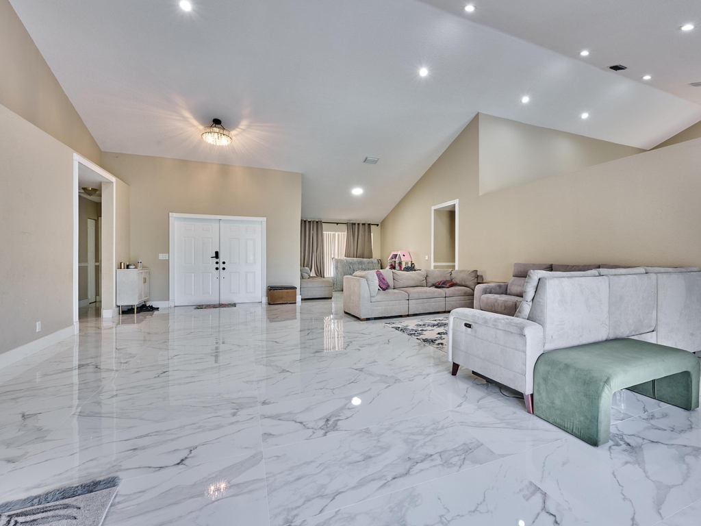 786 Nw 164th Avenue - Photo 12