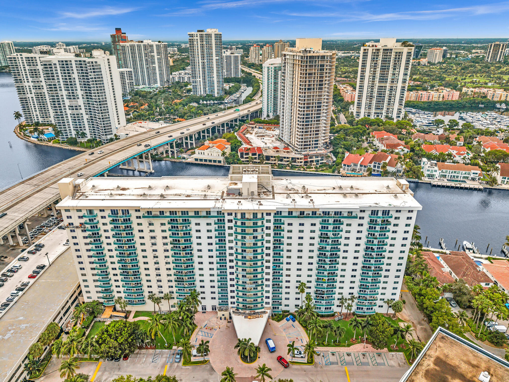19390 Collins Avenue - Photo 5
