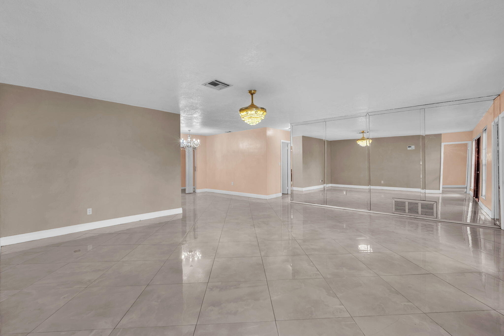 7399 Nw 20th Court - Photo 5