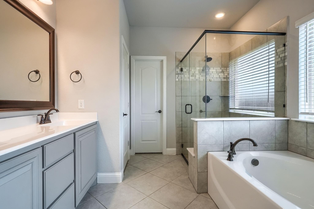 1100 Misty Ridge Drive - Photo 16