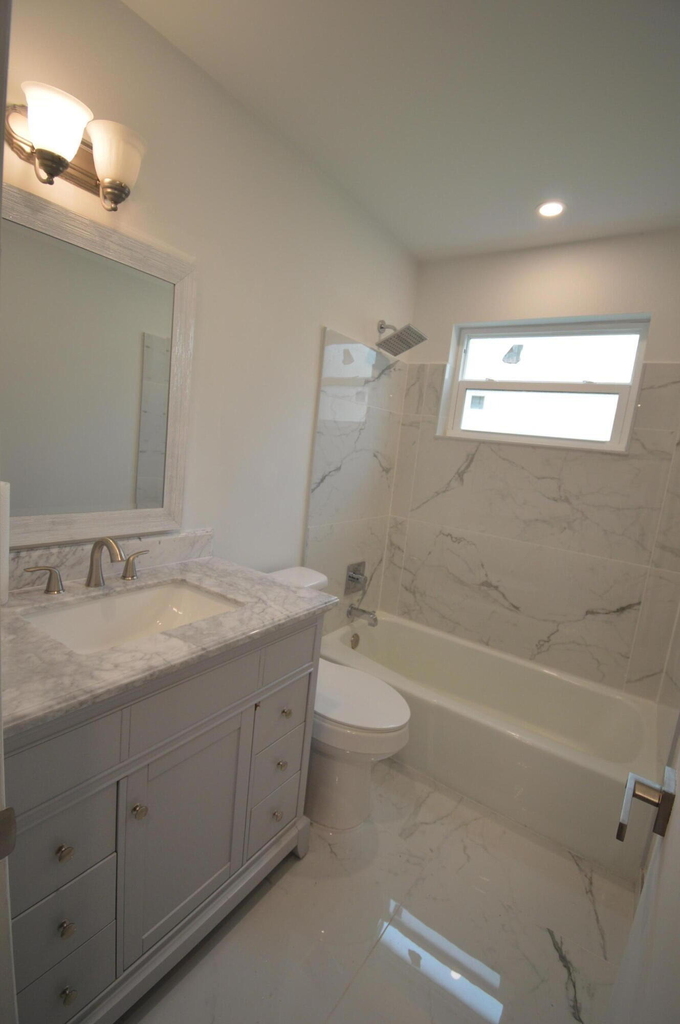7900 Nw 37th Drive - Photo 9