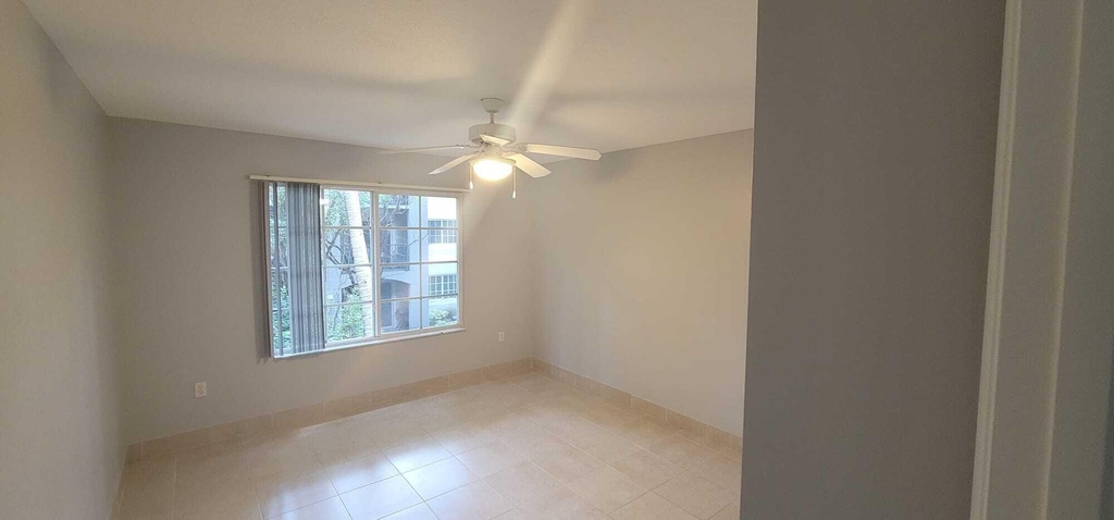 4021 San Marino Boulevard - Photo 6