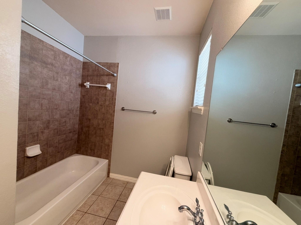 5016 Rushden Road - Photo 9