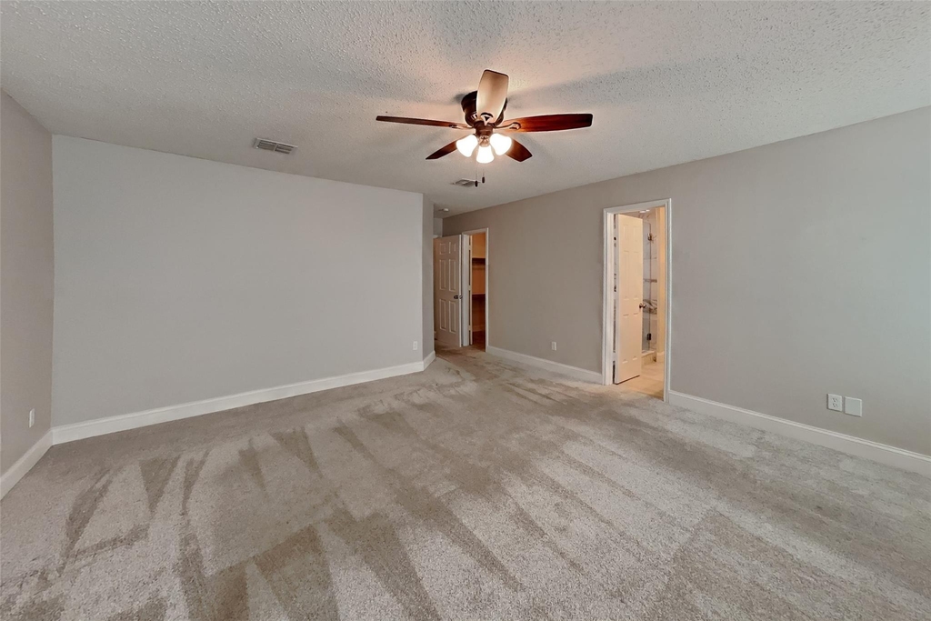 1001 Stone Chapel Way - Photo 7