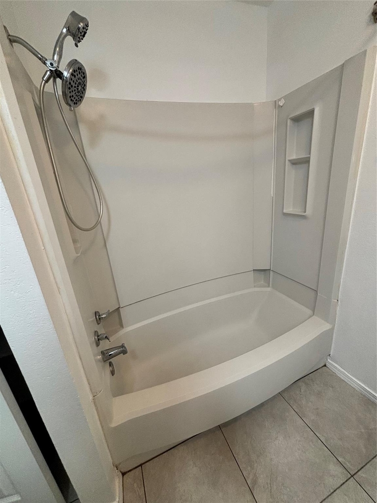 801 Bluebonnet Drive - Photo 11