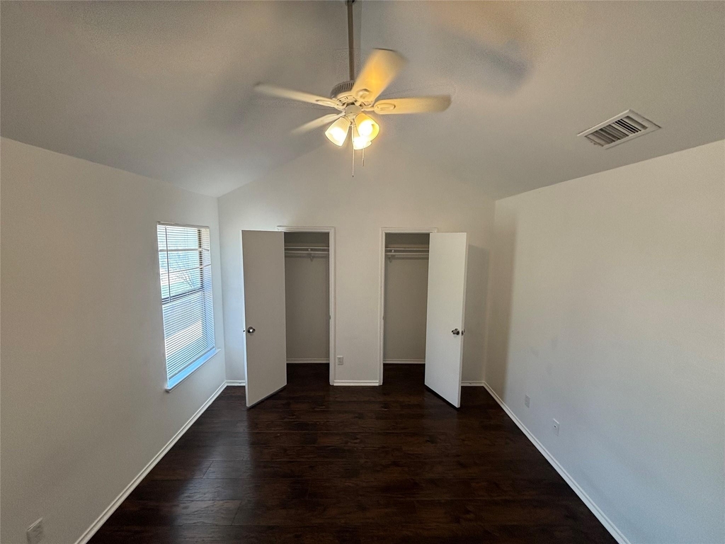 801 Bluebonnet Drive - Photo 9