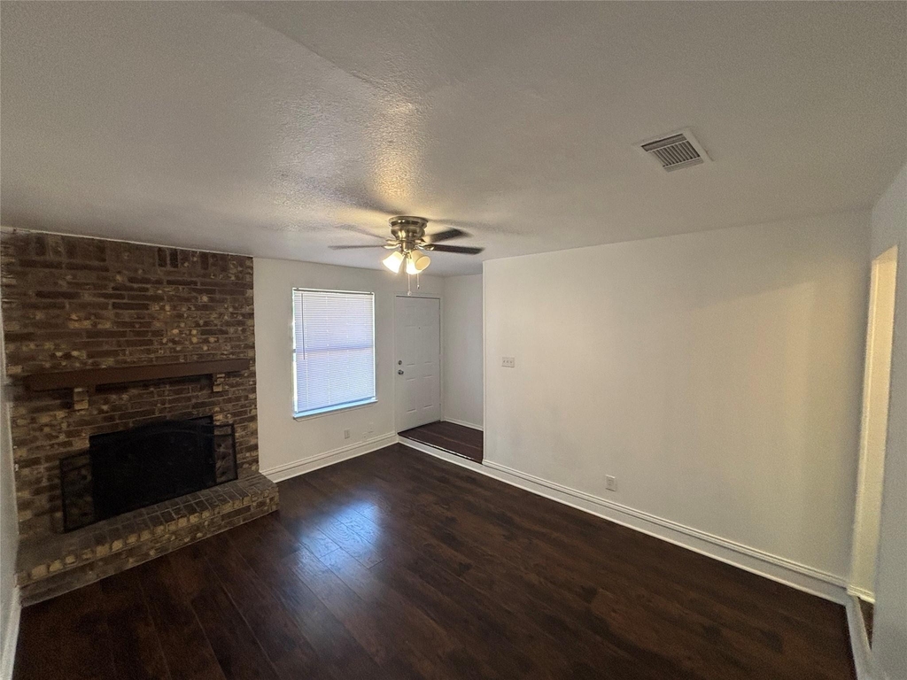 801 Bluebonnet Drive - Photo 8