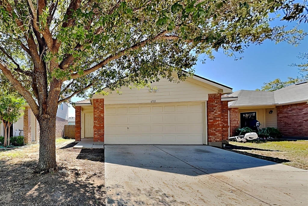 6712 Meadow Way Lane - Photo 0