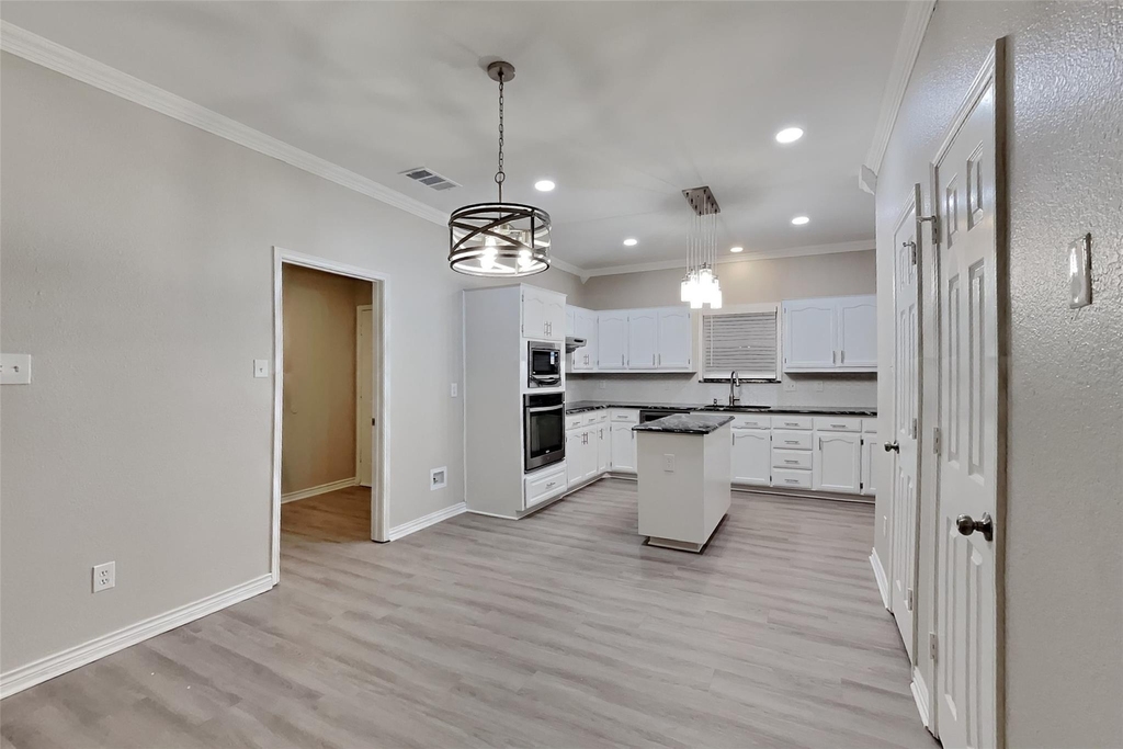 115 Pullman Place - Photo 2
