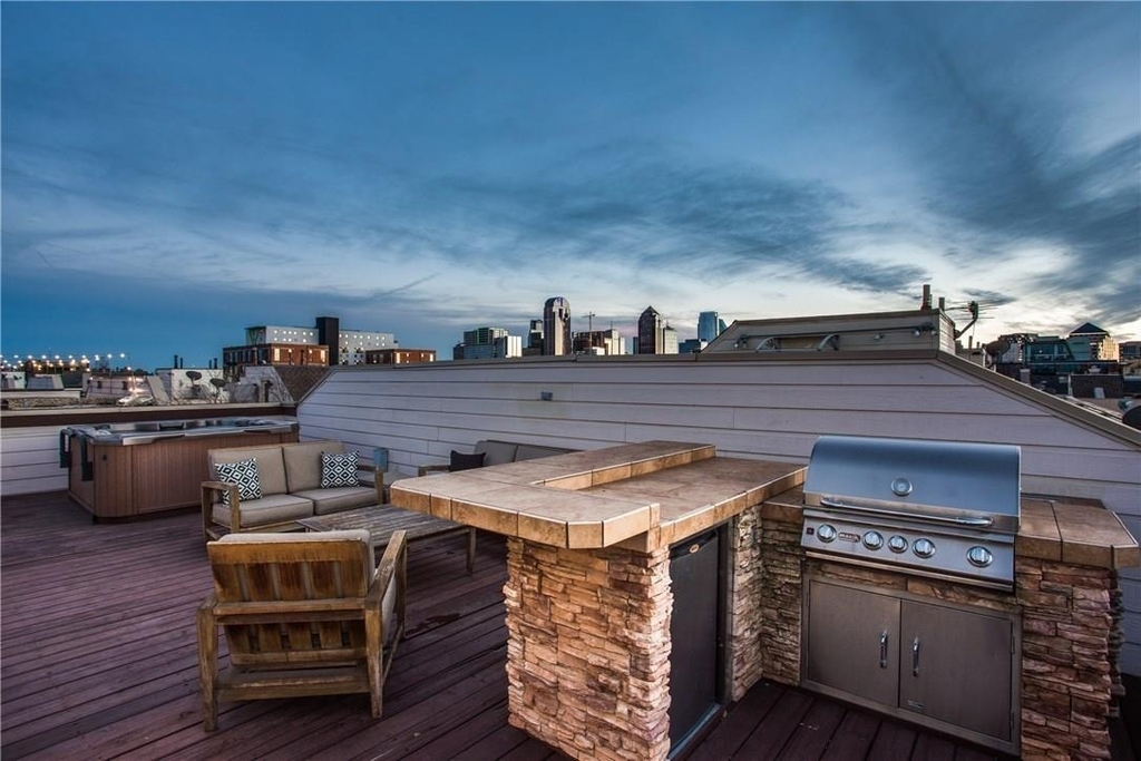 2411 N Hall Street - Photo 26