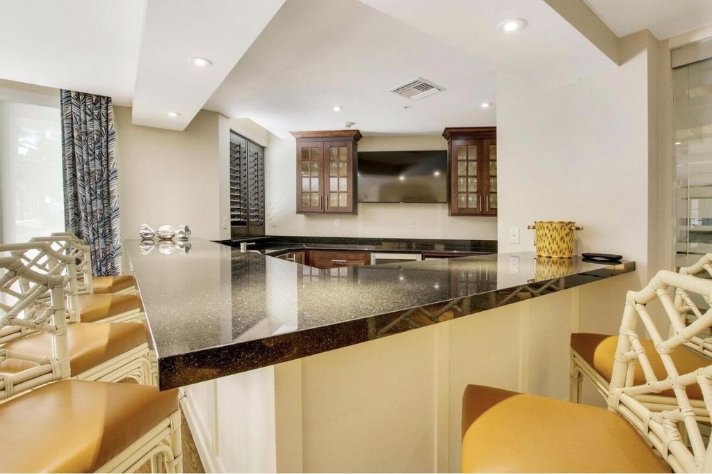801 S Olive Avenue - Photo 8
