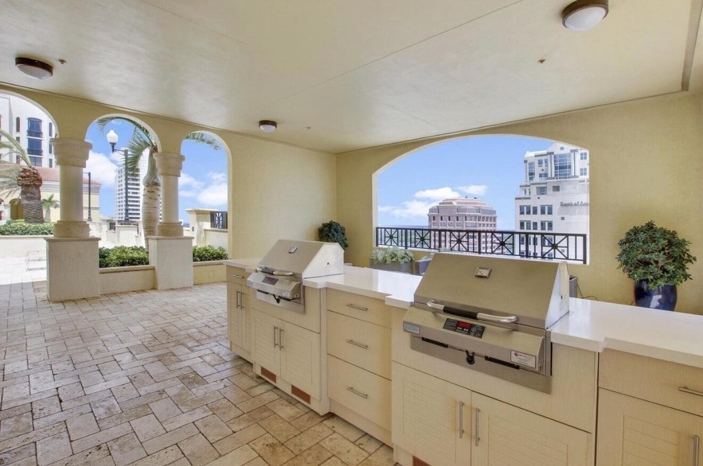 801 S Olive Avenue - Photo 12