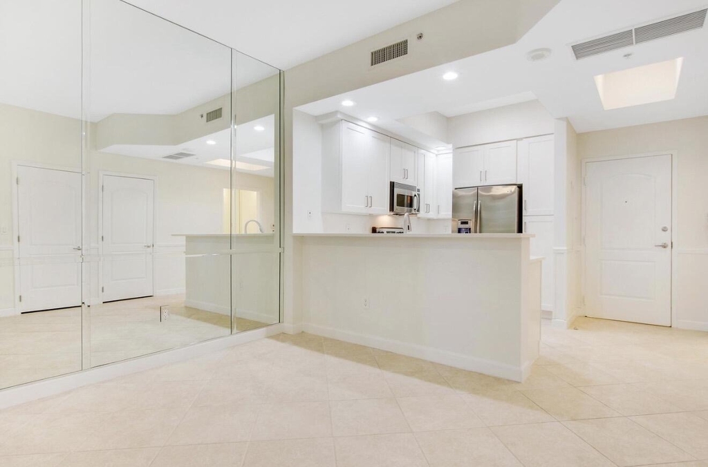 801 S Olive Avenue - Photo 28