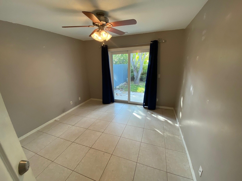 963 Red Parrot Lane - Photo 8