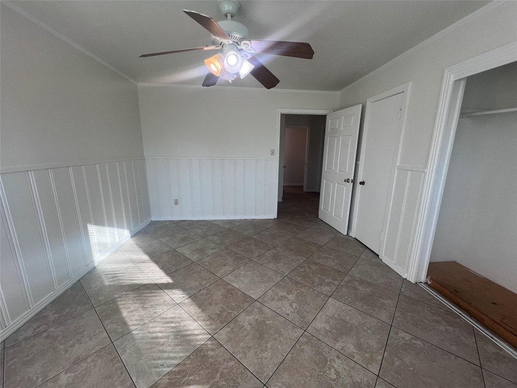 3215 Pine Avenue - Photo 12