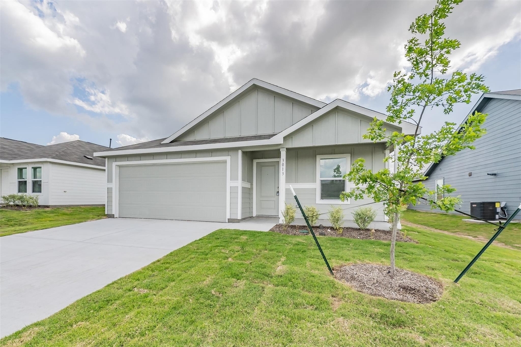 3013 Tooley Drive - Photo 1