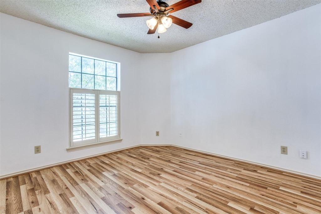 9229 Highedge Circle - Photo 15
