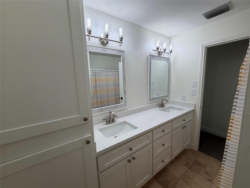 9229 Highedge Circle - Photo 17