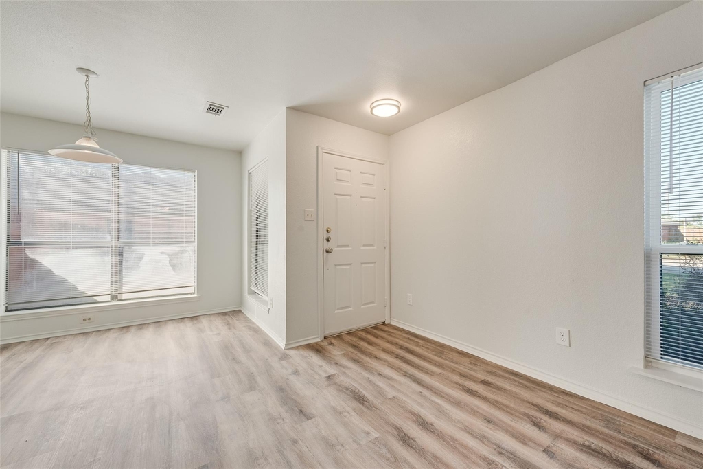 914 Wentwood Drive - Photo 19