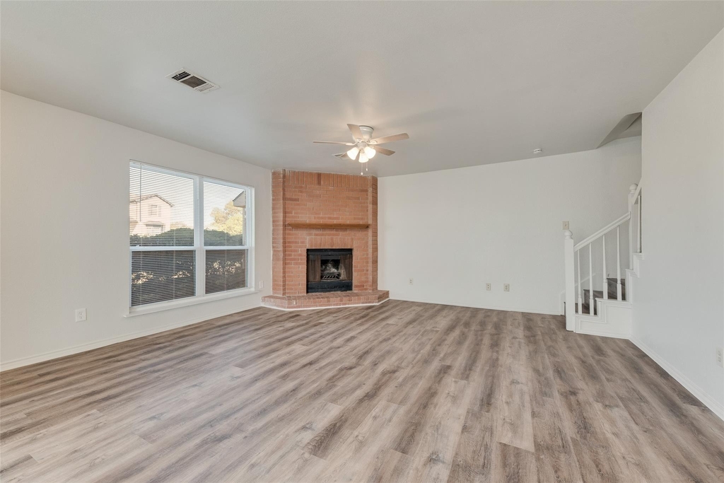 914 Wentwood Drive - Photo 18