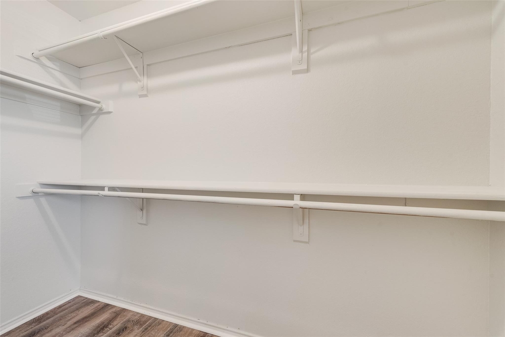 914 Wentwood Drive - Photo 6