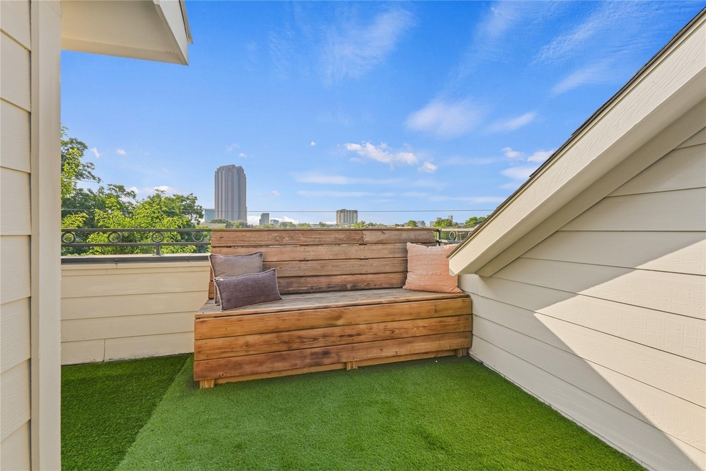 4007 Brownstone Court - Photo 0