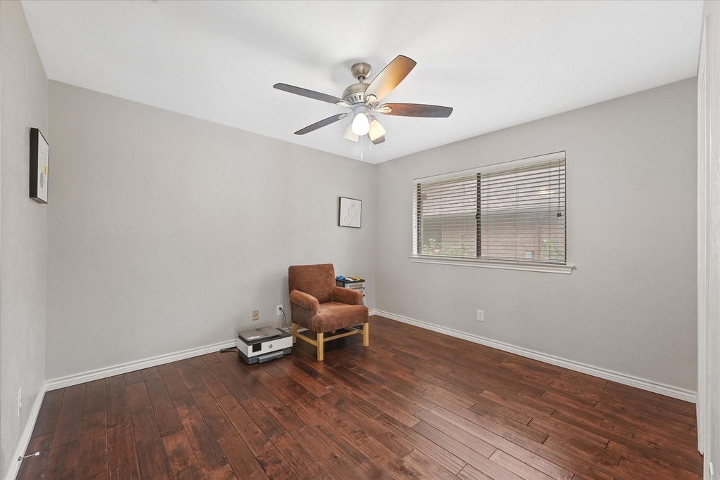 6620 Robin Willow Court - Photo 4