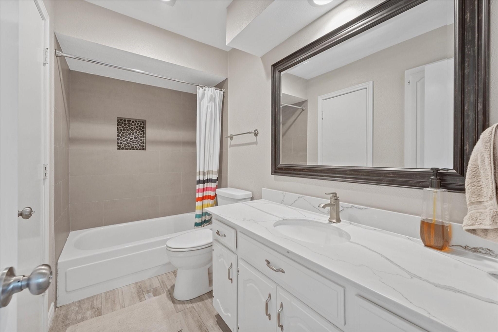 6620 Robin Willow Court - Photo 10