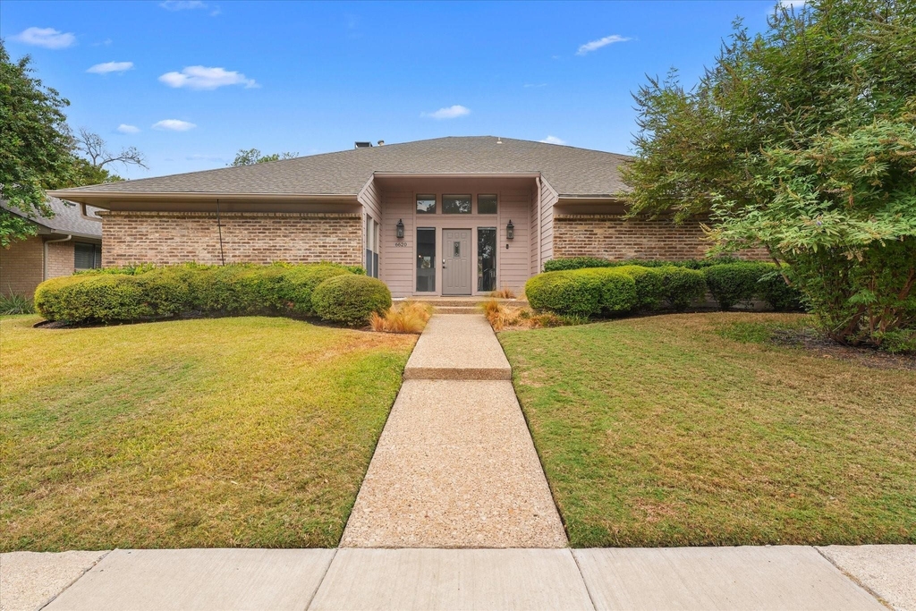 6620 Robin Willow Court - Photo 0