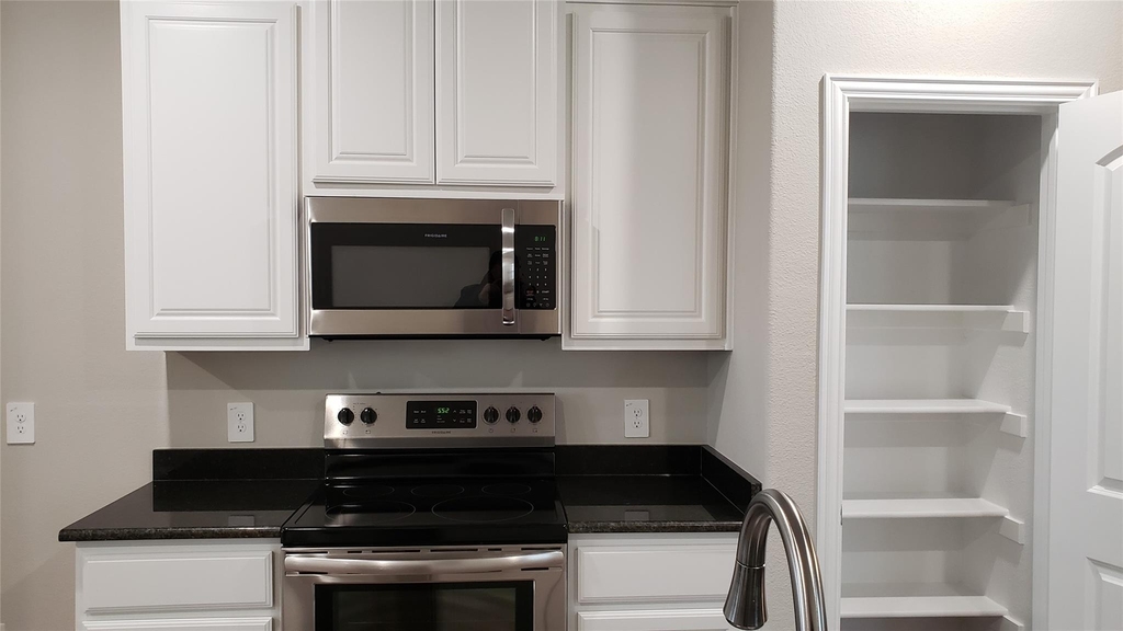 1412 Brindle Drive - Photo 12