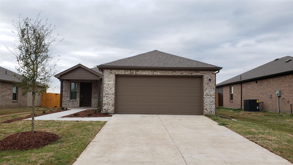 1412 Brindle Drive - Photo 0