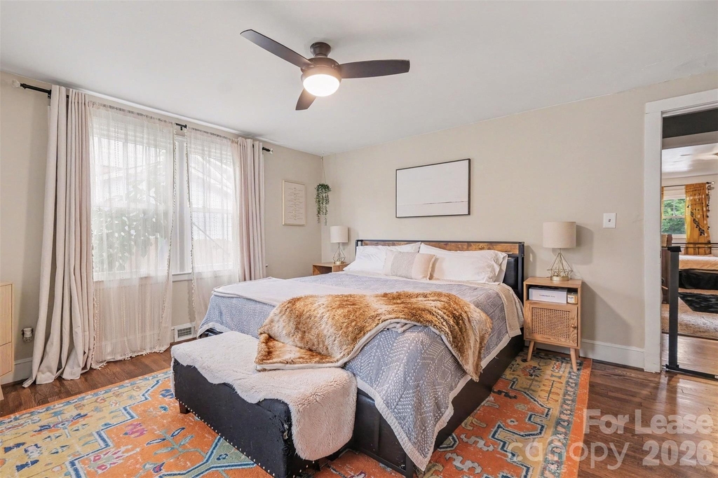 3330 Benard Avenue - Photo 9