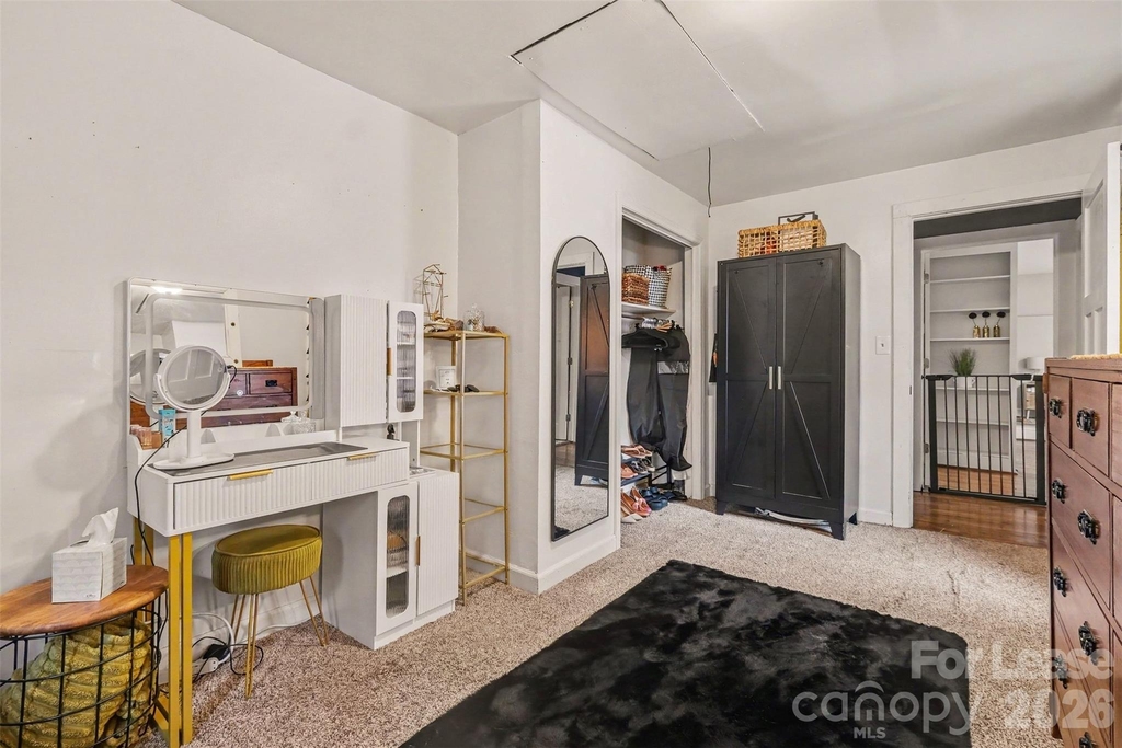 3330 Benard Avenue - Photo 10