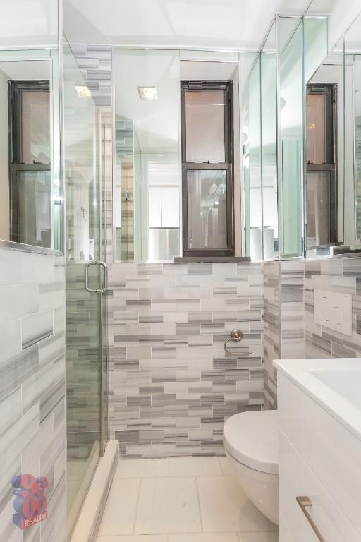 2BR in East Harlem - Photo 6