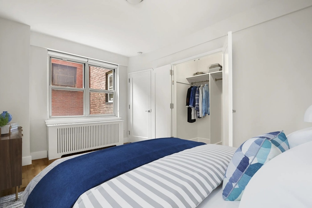 2BR in Murray Hill - Photo 6