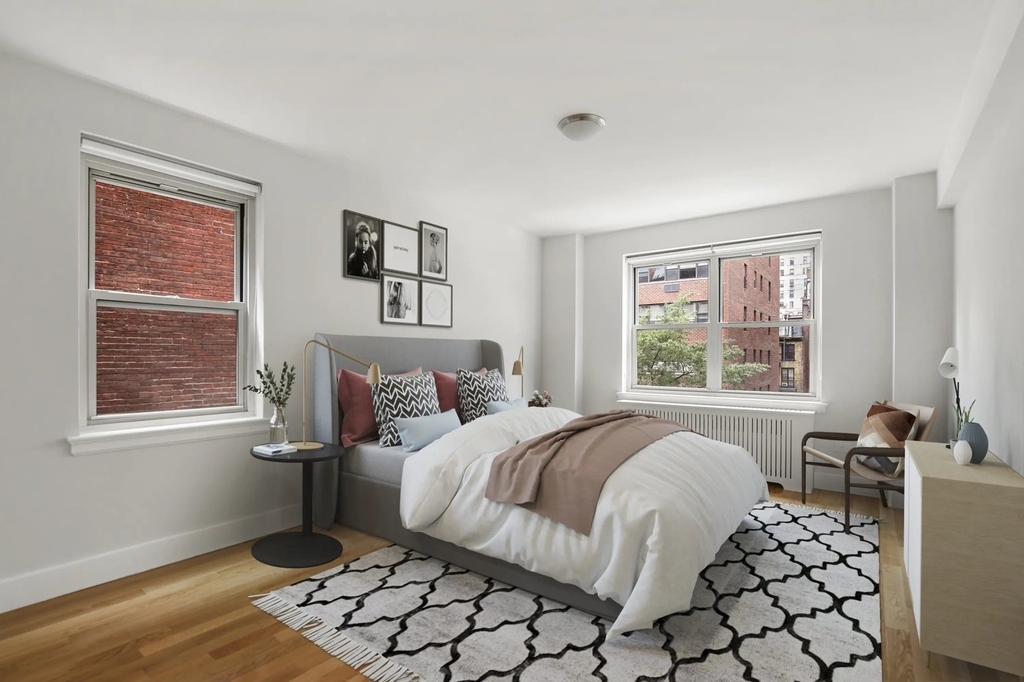 2BR in Murray Hill - Photo 3