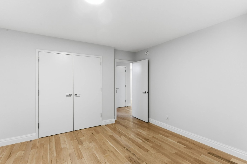 1BR in Upper East Side - Photo 6